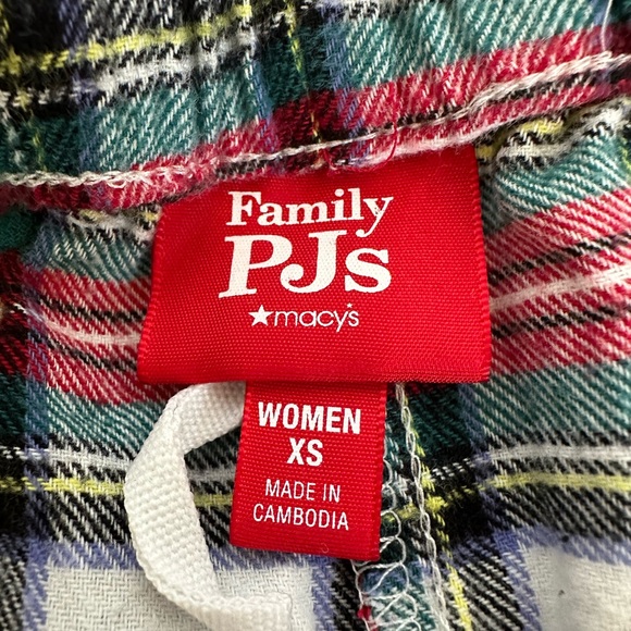 Macy’s family pajamas Stewart plaid pants. Size XS. - Picture 3 of 5